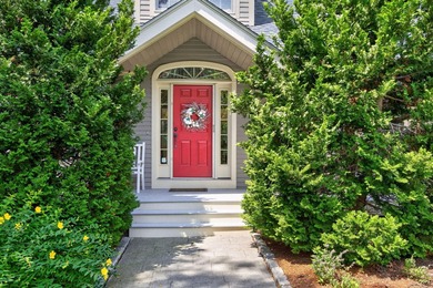 A rare opportunity to own a custom built luxury residence - photo 3