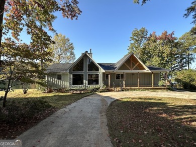 Lake Sinclair Home For Sale in Milledgeville Georgia