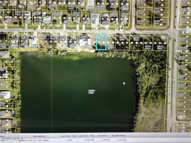 Beautiful Southern Exposure Overlooking One Of Cape Coral's - photo 2