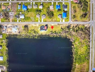 Beautiful Southern Exposure Overlooking One Of Cape Coral's - photo 4