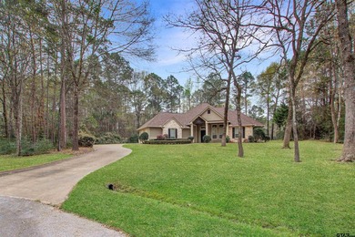 Welcome to this beautiful 3-bedroom, 2-bathroom home with a - photo 3