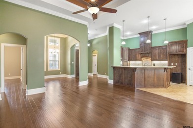Welcome to this beautiful 3-bedroom, 2-bathroom home with a - photo 7