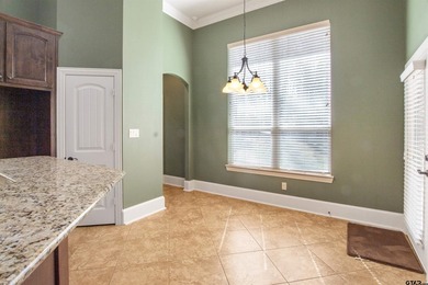 Welcome to this beautiful 3-bedroom, 2-bathroom home with a - photo 9