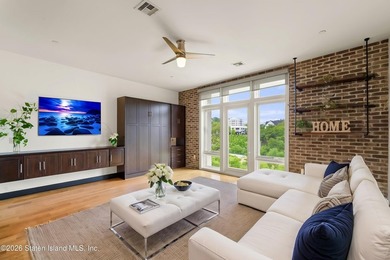 Don't Miss this Incredible OPPORTUNITY! Spacious Studio Condo - photo 1