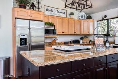 Welcome to your Cabin dream home. Great investment. This home is - photo 5