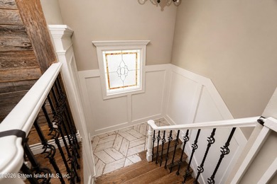 Welcome to 27 Tynan Street, a truly one-of-a-kind custom - photo 6