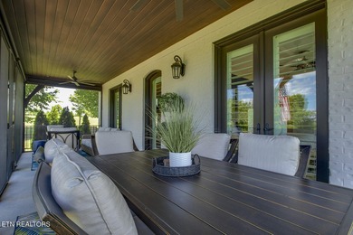 Don't miss your chance to own this stunning, better-than-new - photo 8