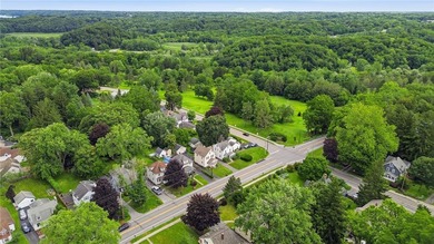 Welcome home to this adorable colonial in Brighton with Penfield - photo 38
