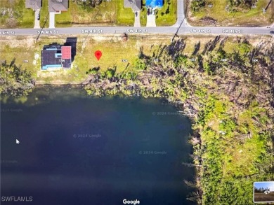Beautiful Southern Exposure Overlooking One Of Cape Coral's - photo 3
