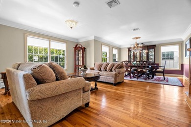 Welcome to this beautifully maintained side hall colonial on a - photo 5
