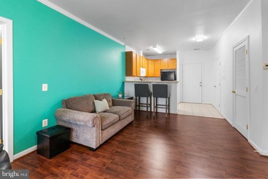 Welcome home to this well-located 2-bedroom, 2-bath condo in the - photo 4