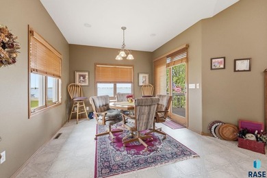 Experience luxury lakefront and golf course living in this - photo 8