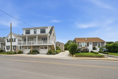 Rare downtown Vineyard Haven compound offering! A unique - photo 1