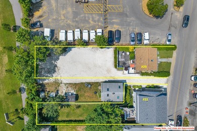 Rare downtown Vineyard Haven compound offering! A unique - photo 2