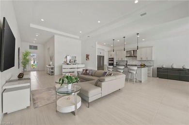 Discover your dream home in Naples' sought-after Seven Shores - photo 8
