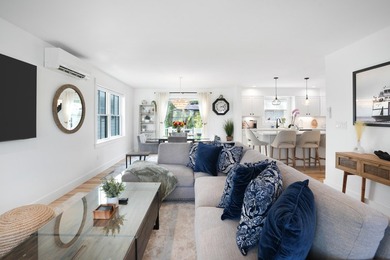 Rare downtown Vineyard Haven compound offering! A unique - photo 10