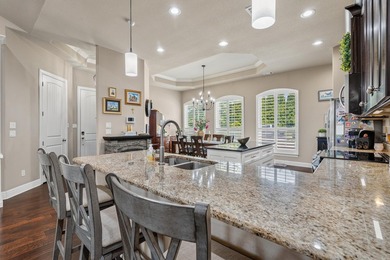 Welcome to easy living in this desirable Forest Lakes - photo 11