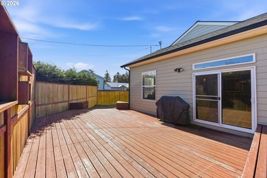 Gorgeous four-bedroom, two-bath home filled with natural light - photo 28