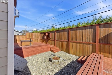 Gorgeous four-bedroom, two-bath home filled with natural light - photo 30