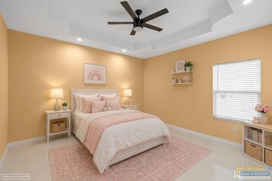 Beautiful and spacious home in Laguna Vista featuring a modern - photo 8