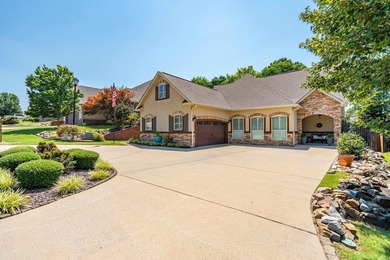 Welcome to easy living in this desirable Forest Lakes - photo 44