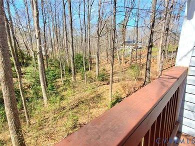 Very Nice Well Maintained Split Foyer on Full 1 Acre Corner - photo 5