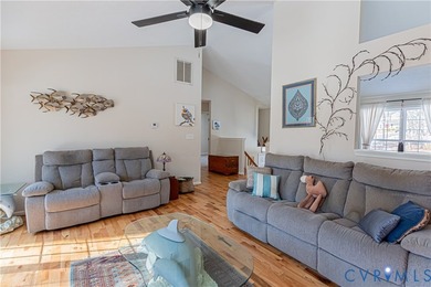 Very Nice Well Maintained Split Foyer on Full 1 Acre Corner - photo 10