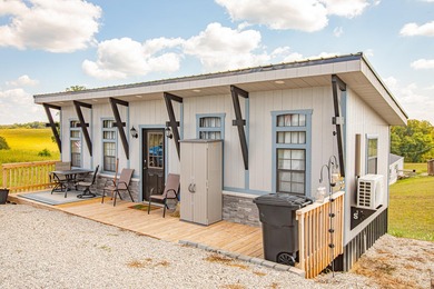 Lake Cumberland Home For Sale in Faubush Kentucky