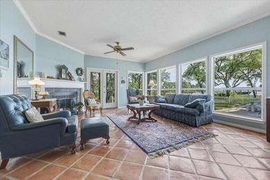 Waterfront 3BR/2BA cottage with stunning bayou views from almost - photo 9
