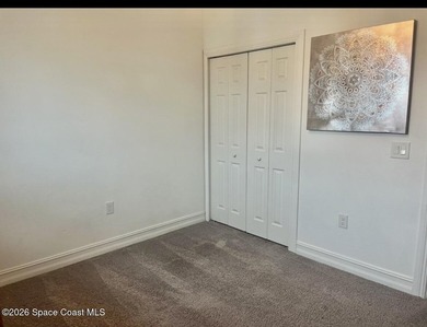 Shows like NEW very desirable 3 bedroom 2.5 bathroom spacious - photo 13
