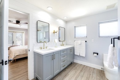 Charming, bright, and airy, this beautifully updated 3 bedroom - photo 18