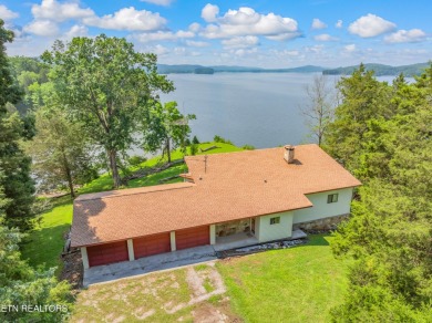 Passive solar Watts Bar Ranch home situated on a scenic - Lake Home Sale Pending in Kingston, Tennessee