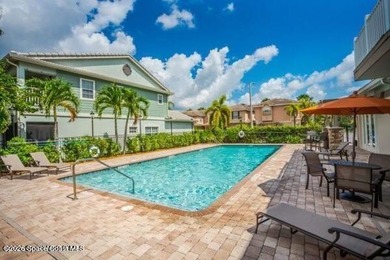 Shows like NEW very desirable 3 bedroom 2.5 bathroom spacious - photo 22