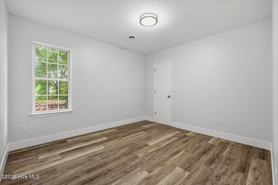 Move-in ready 3 bedroom, 2 full bath home in South Wilmington - photo 31