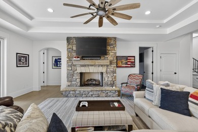 Welcome to this beautiful custom-built, 4-bedroom, 4.5-bath lake - photo 44