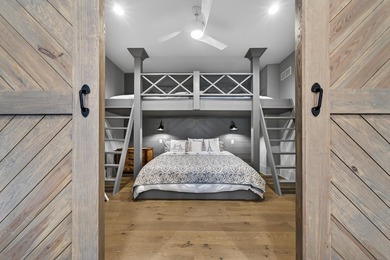 Welcome to this beautiful custom-built, 4-bedroom, 4.5-bath lake - photo 50