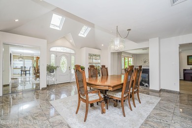 Welcome to 274 Retford Avenue! This beautiful broadside ranch is - photo 10