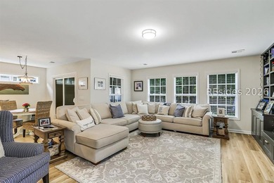 WOW! This is the Pinecrest home you've been waiting for! - photo 14