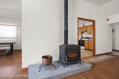 This approximately 2,100-square-foot ranch is sited on ~10 acres - photo 14
