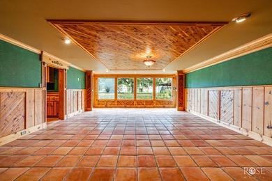 Stunning Lake Nasworthy home nestled along two canals with main - photo 18