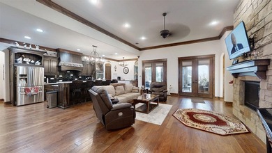 Experience refined living in this stunning Mediterranean-style - photo 3