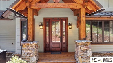 A classic mountain sanctuary nestled within the exclusive Bear - photo 7
