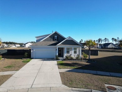 (private lake, pond, coastal) Home For Sale in Summerville South Carolina