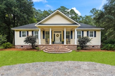 Lake Home For Sale in Moncks Corner, South Carolina