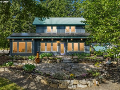 Lake Home For Sale in Whitesalmon, Washington