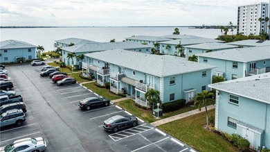 Caloosahatchee River Condo For Sale in North Fort Myers Florida