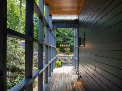 Discover the perfect harmony of modern elegance and rugged - photo 6