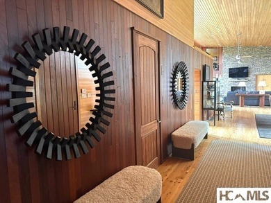 Discover the perfect harmony of modern elegance and rugged - photo 8