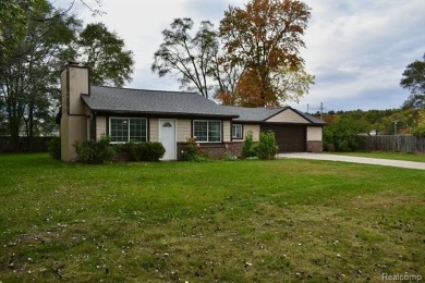 Townsend Lake Home For Sale in Clarkston Michigan