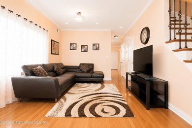 Welcome to 172 Hopkins Ave! This beautifully maintained - photo 6